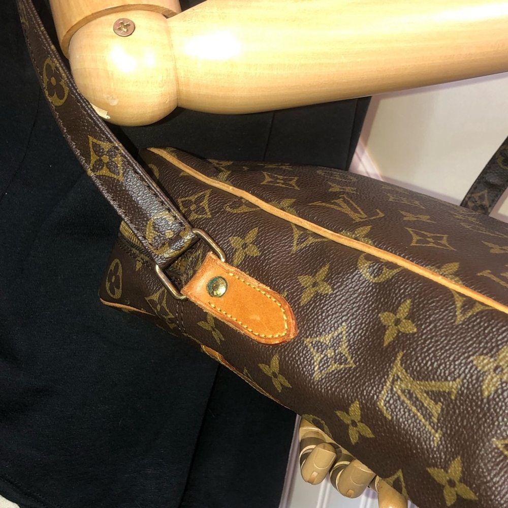 LOUIS VUITTON DANUBE MM Monogram Tote Crossbody Shoulder Strap Authentic SL873 - Picture 6 of 17